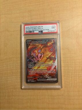 pokemon trading card game ultra premium collection Pokemon Trading Card Game: Charizard Ultra Premium Collection – Lumius Inc main image 0
